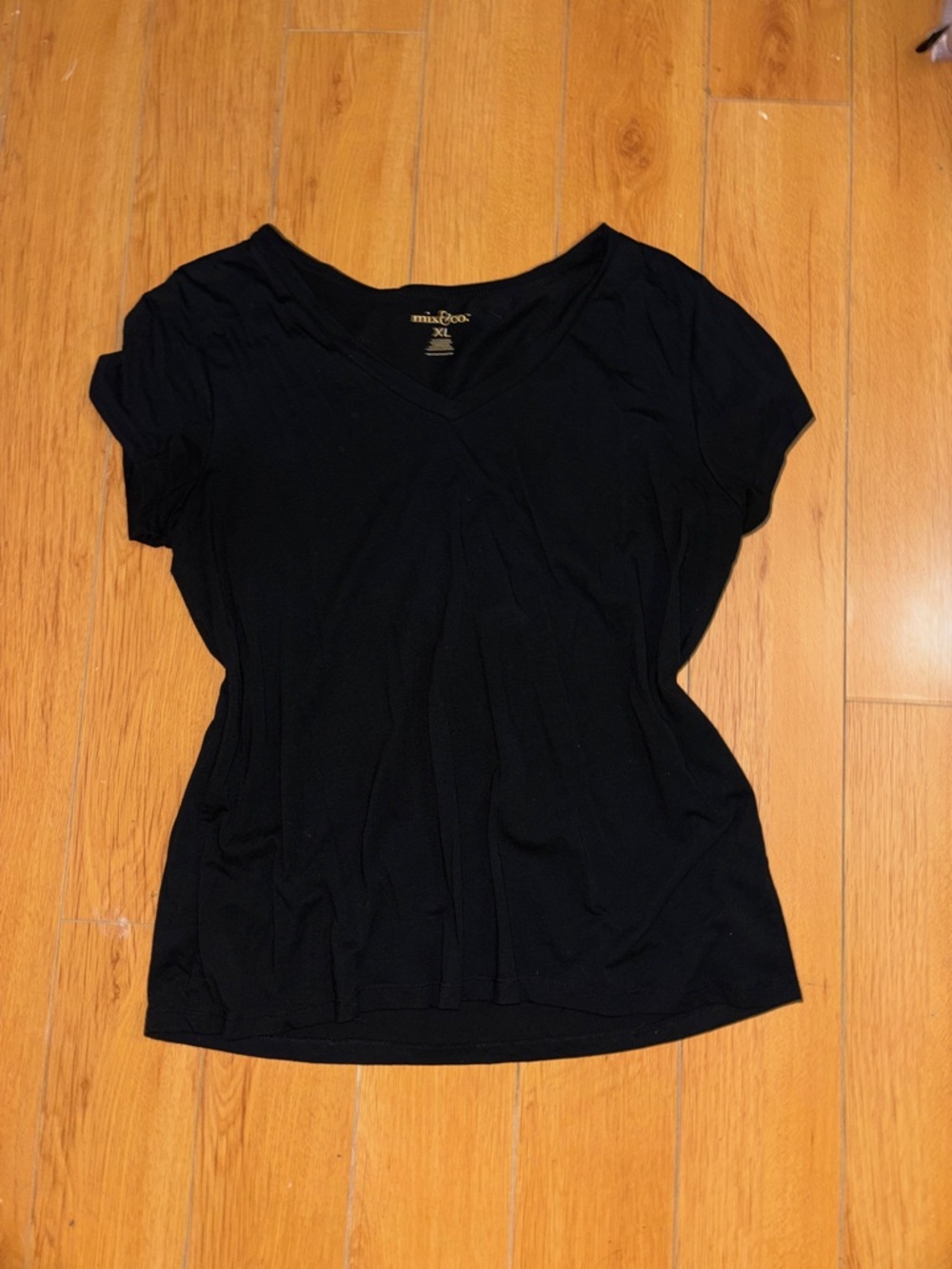 Black V-Neck Short Sleeve Top